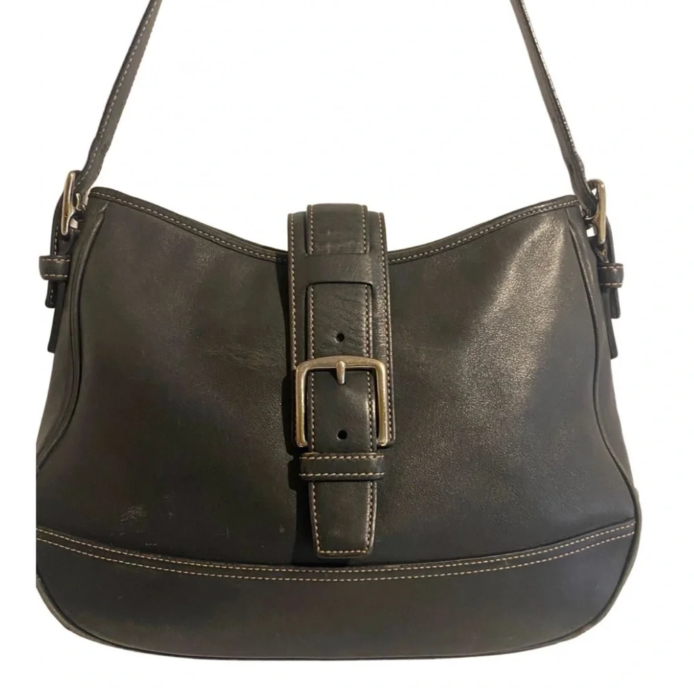 Coach vintage navy blue leather shoulder handbag